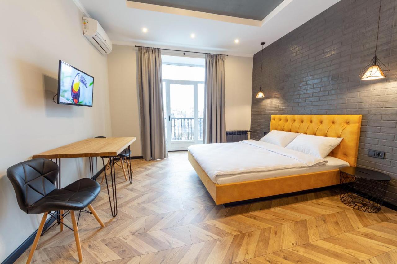 Central Dayflat Apartments Kyiv Exterior photo